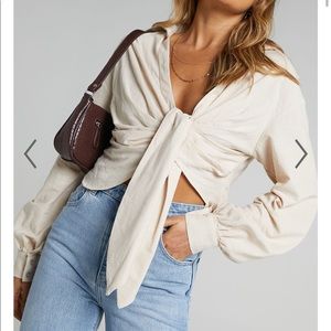 Brand new showpo top